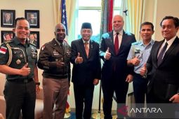 Militer AS melakukan inspeksi tanker di Laut Arab
