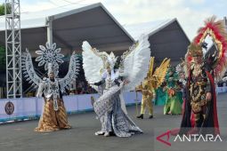 "WACI" bertema wastra nusantara lestarikan kain tradisional di JFC 2026