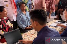 Ombudsman Maluku-Pemkab Seram Bagian Barat fasilitasi nikah massal gratis