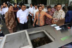 Menteri LH dorong kolaborasi ITS terapkan inovasi limbah untuk MBG