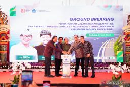 Badung mulai bangun jalan lingkar atasi kemacetan
