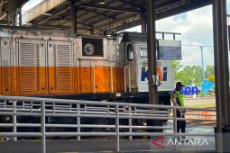 KAI Cirebon optimalkan pemanfaatan PLTS di tiga stasiun untuk hemat energi