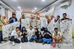 Komunitas Natura mengembangkan ecoprint dorong ekonomi hijau Gorontalo