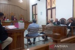 Auditor sebut sejumlah pihak terkait dalam pengadaan Smartboard Langkat di persidangan