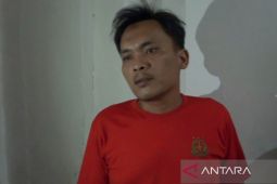 Terdakwa Fahrul Azis Siregar sebut banyak berjasa kepada hakim Khamozaro Waruwu