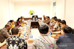 Gubernur: Investasi Pupuk Kaltim di Fakfak harus libatkan masyarakat adat