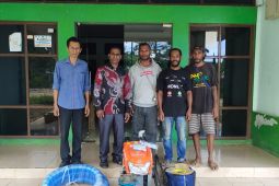 Pemkot Sorong salurkan 11 pompa air dukung produktivitas petani