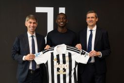 Juventus permanenkan Randal Kolo Muani dari PSG