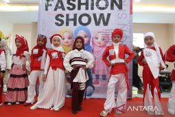 Lomba peragaan busana merah putih semarakkan HUT ke 81 RI di Banda Aceh