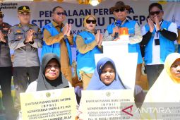 Wagub: Listrik Pulau Dudepo wujud pemerataan pembangunan di Gorontalo