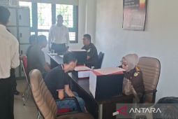 Polda limpahkan empat tersangka kasus suap PDAM ke Kejati Bengkulu