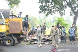 Kabupaten Cianjur tertibkan 216 bangunan liar di Jalan Raya Bandung