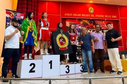 Atlet tinju amatir Kota Singkawang raih emas dan gelar petinju terbaik di Malaysia