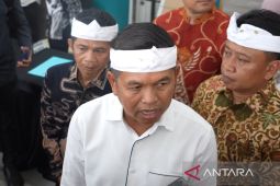 Jabar jamin alih kerja bagi sekitar 1.000 pekerja di lima tambang kapur KBB yang ditutup