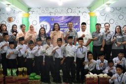 Kemenkum salurkan bantuan di panti asuhan  di Medan wujud kepedulian
