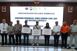 Wamenhub serahkan santunan untuk keluarga korban KMP Mutiara Sentosa II