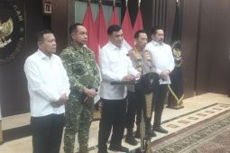 Menko sebut pemilik akun medsos penyebar hoaks soal demo bisa dipidana