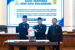 Sekda Sirajoni sampaikan rancangan Perubahan KUA dan PPAS ke DPRD