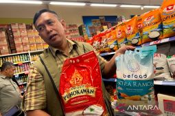 Dirut Bulog kerahkan jajaran kawal pasokan beras premium di ritel