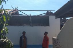 Pusdalops catat 61 rumah rusak akibat cuaca ekstrem landa Deliserdang