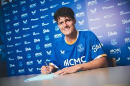 Everton datangkan Norgaard dari Arsenal