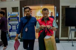 Kejagung limpahkan enam tersangka kasus Petral ke Kejari Jakarta Pusat