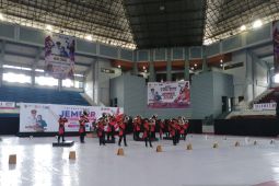 Peserta dari Thailand ikuti International Jember Marching Carnival