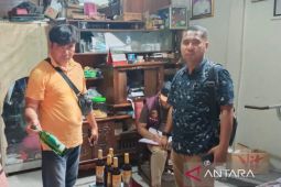 Polresta Cirebon mengintensifkan razia minuman keras selama Agustus