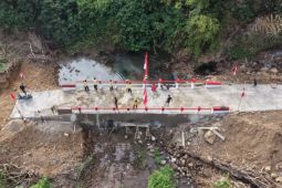 Kodim 0409/Rejang Lebong rampungkan pembangunan dua jembatan