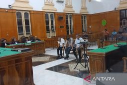 Tiga terdakwa korupsi pengadaan smartboard Tebing Tinggi dituntut hingga 9,5 tahun
