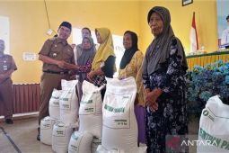 Pemkab Madiun salurkan bantuan pangan kepada 107.231 KPM