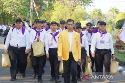 Rektor ULM ajak mahasiswa baru jalan kaki semangat Wasaka