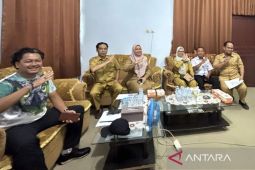 Pemkab Bangka Barat pasarkan produk UMKM pada momentum HUT ke-81 RI