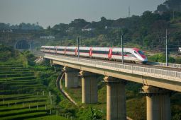 KCIC catat ketepatan waktu berangkat kereta cepat Whoosh capai 99,4 persen