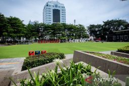 Kota Bandung membuka kawasan alun-alun saat peringatan HUT RI