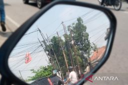Pemkab Karawang mulai menata dan tertibkan jaringan kabel udara di perkotaan