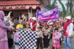 Bunda PAUD Kabuy Merangin lepas pawai HAN ke-41 dan HUT ke-81 RI