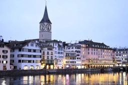 Warga Swiss dilarang cuci mobil, siram taman akibat kekeringan akut
