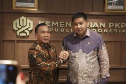 Kementerian PKP dan BKKBN tangani risiko stunting lewat bedah rumah
