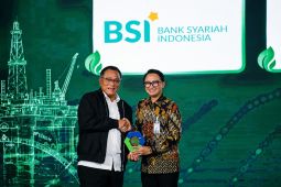 Lewat Green Zakat, BSI Raih Anugerah Utama ESG