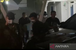 KPK bawa dua koper dan satu kardus dari rumah Legislator Vinna