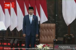 Pakai jas tree hole bottom, Gibran tampil elegan di Sidang Tahunan MPR