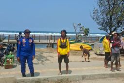 BPBD mewaspadai bahaya gelombang tinggi laut Garut