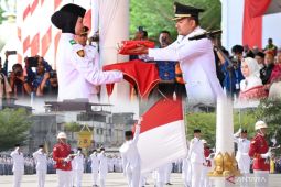 Wali Kota Tanjungbalai irup HUT RI, pengibaran Merah-Putih sukses