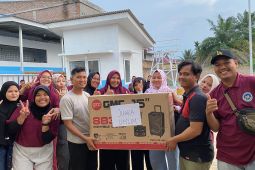 SPPG Dolok Manampang gelar perlombaan tradisional di HUT RI ke-81