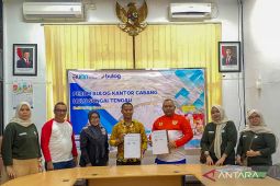 Pemkab HST bersama Bulog subsidi Beras Siam Madu seharga Rp10 ribu per liter