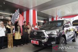 Gubernur Kaltim lepas bantuan pangan untuk masyarakat Mahakam Ulu