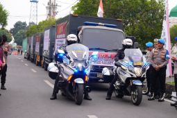 Polda Sumut salurkan 25 ton bantuan pangan kepada warga terdampak NTT