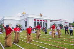 Ribuan Warga Hadiri Jamuan Rakyat di Istana Kepresidenan Bogor