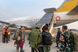 TNI AU kirim nakes tangani korban gempa di NTT